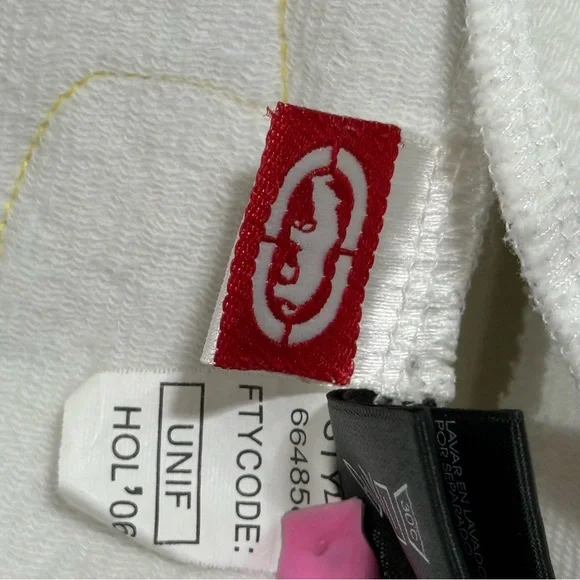 Ecko Unlimited Vintage Women's White and Blue Jean Jacket - Picture 13 of 15